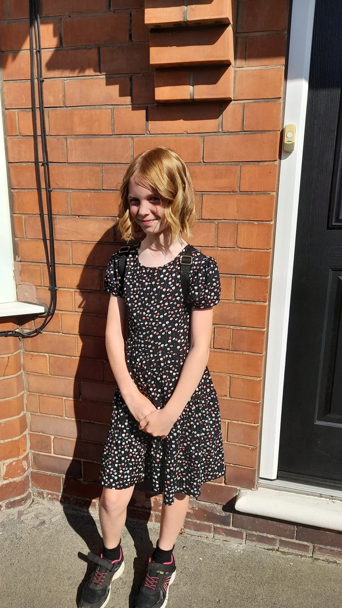 andrea_kendal's tweet photo. Nancy ready for her last ever leavers disco @BoothferryPS. What a fantastic last week she is having. @MrCapewell77 @MrPossibleY6 @MrsPetchY6 @Stephen53535353 https://t.co/rxU8mkK0zp