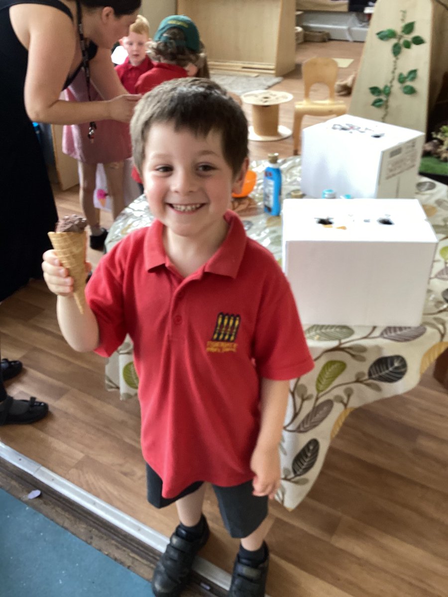 FishergateEYU's tweet photo. Finally it was the day we’ve all been waiting for…ice cream day! Our voting dreams came true! Part 3 https://t.co/VQ2m0aeG65