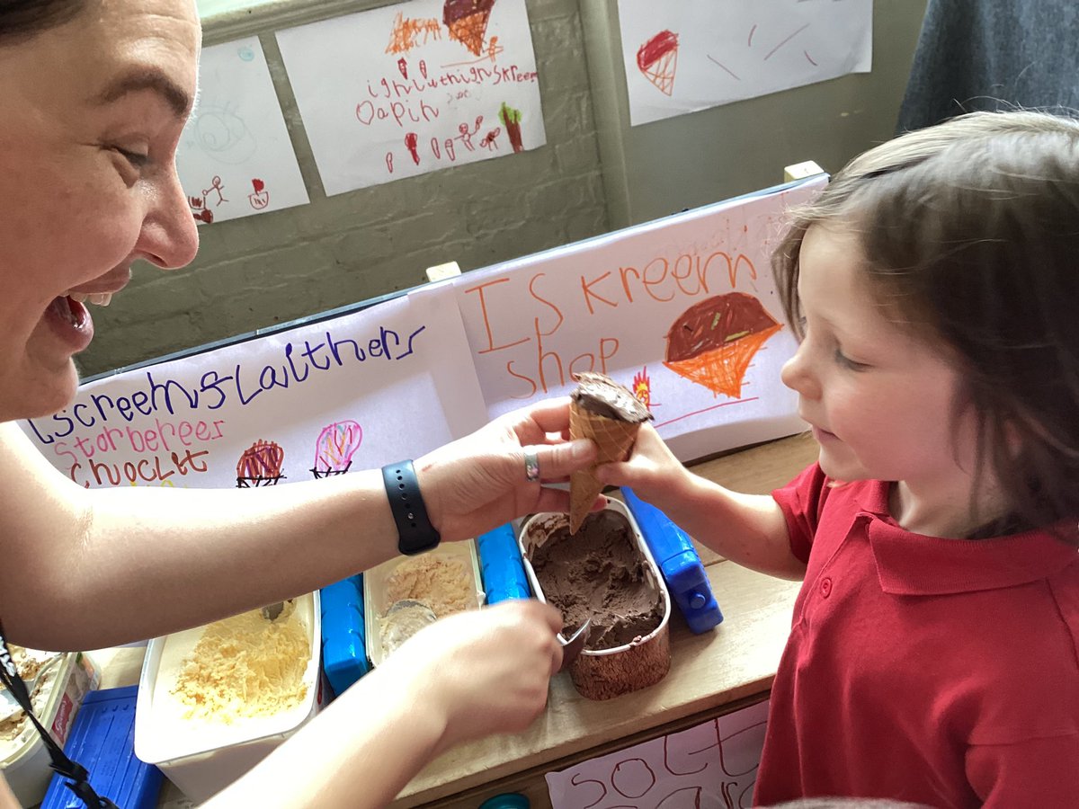 FishergateEYU's tweet photo. Finally it was the day we’ve all been waiting for…ice cream day! Our voting dreams came true! Part 3 https://t.co/VQ2m0aeG65