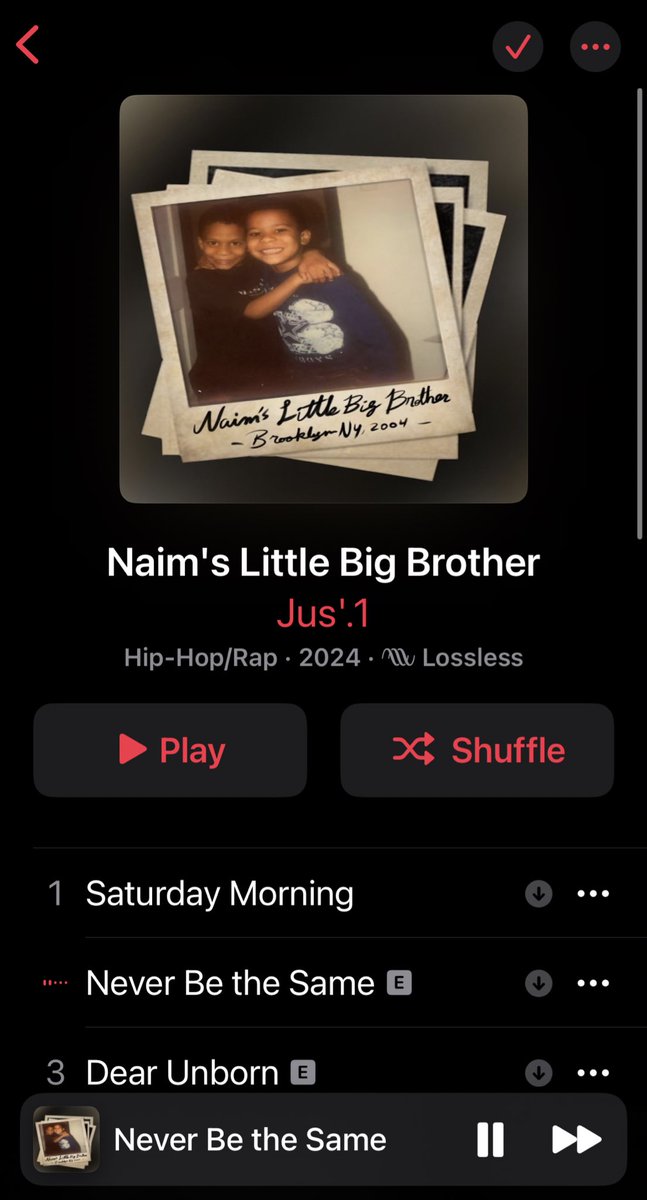 iamjus_1's tweet photo. Ladies and gentlemen we live on 🍎 🎵 https://t.co/q89M7RKgnK