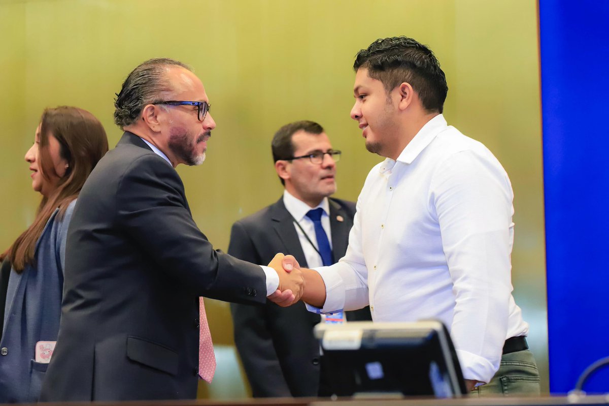 Febe Murillo tweet media