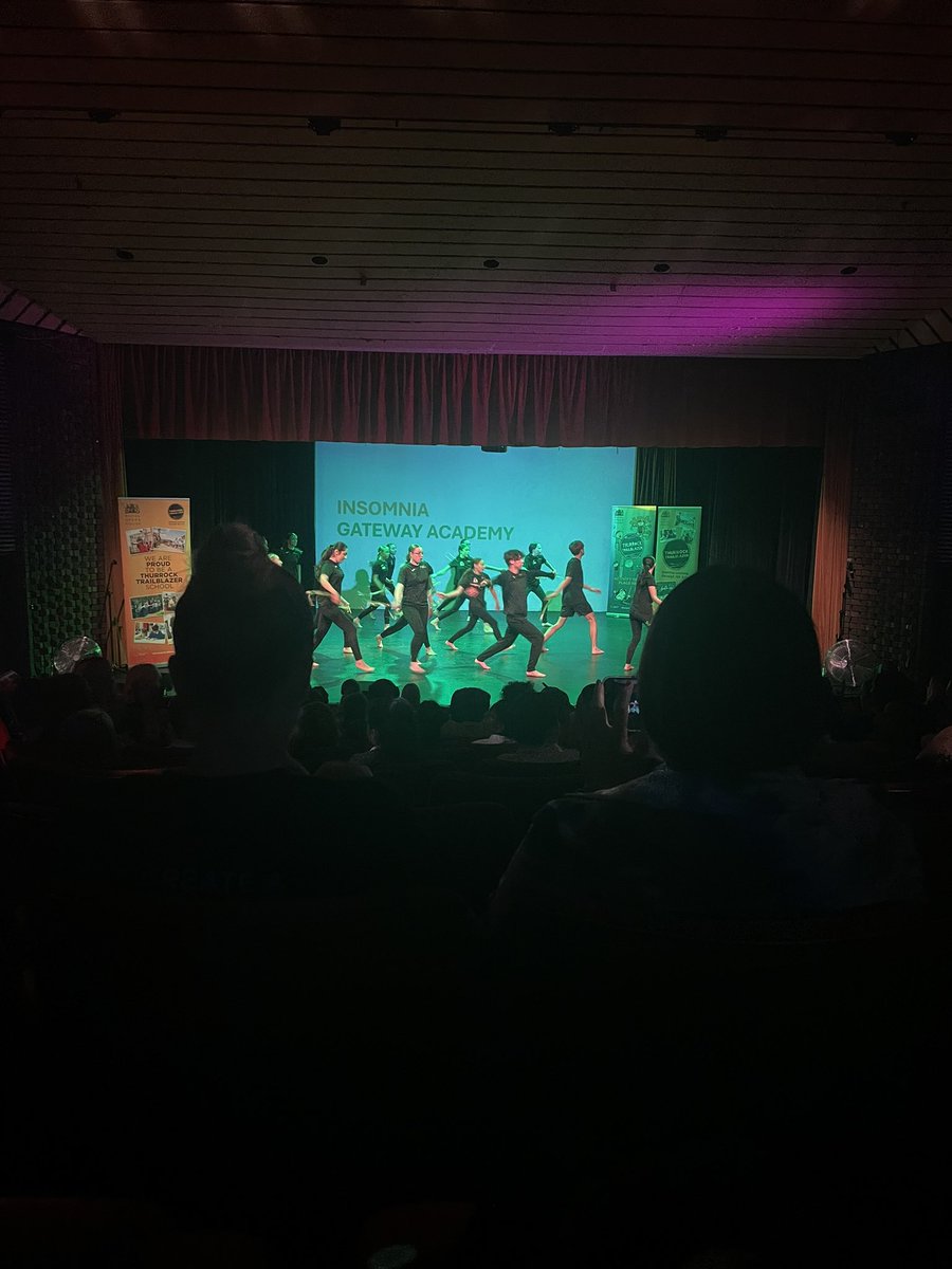 kit_theatre's tweet photo. Glorious morning @TheThameside celebrating 10 years of #ThurrockTrailblazers with some dazzling performances for young people. We’re really excited to be delivering adventures to schools across Thurrock in 24/25. #AdventuresInLearning https://t.co/uCwvzSpCtT