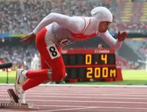 loveinheadscarf's tweet photo. Can you spot the difference between the clothing in these two pictures? One is banned by France from taking part in the Paris Olympics and the other won the 400m gold in Sydney in 2000. 

Struggling? The answer is as straightforward as it is mindboggling…
https://t.co/VvsZxTo5W2 https://t.co/BJBS6ATLkP