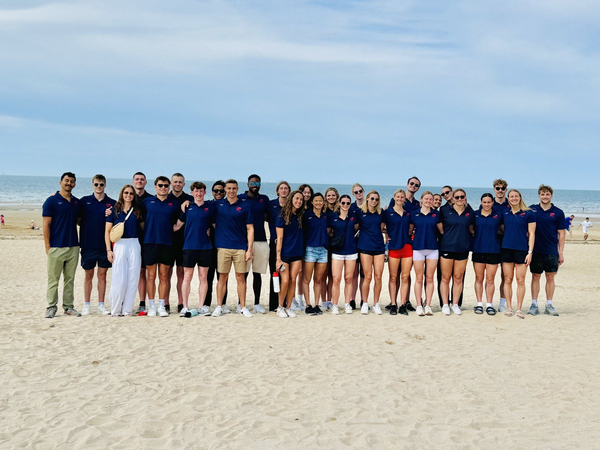TEAM CANADA 🇨🇦 JUNO BEACH

All 28 Canadian Olympic swimmers here on Juno Beach.

<a href="/SwimmingCanada/">Swimming Canada / Natation Canada</a> officials made sure this was built into their staging camp. Time away from the pool. Perspective. Gratitude. Not forgetting those who sacrificed their lives here 80 years ago.