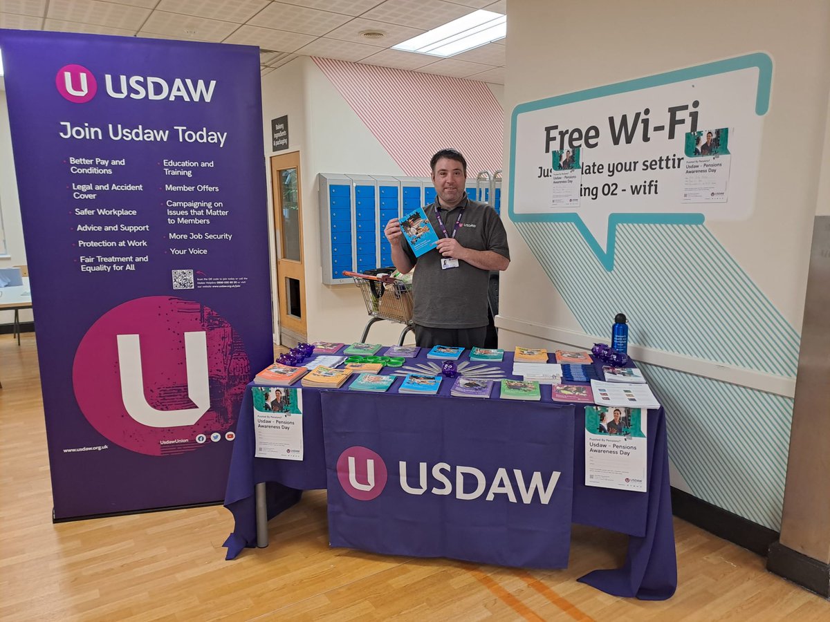 isted83's tweet photo. My First campaign for my Academy 1 at Sainsbury's Lyons farm Worthing Pensions Awareness with AO and with in-store rep Alison with support of AC1 rep @GillPaterson3  and stand down rep @Renburlin09 @rabdonnelly2010 @gulljamie1 @UsdawSouthern
@PaddyLillisGS @UsdawUnion https://t.co/iTuPKb0Kgl