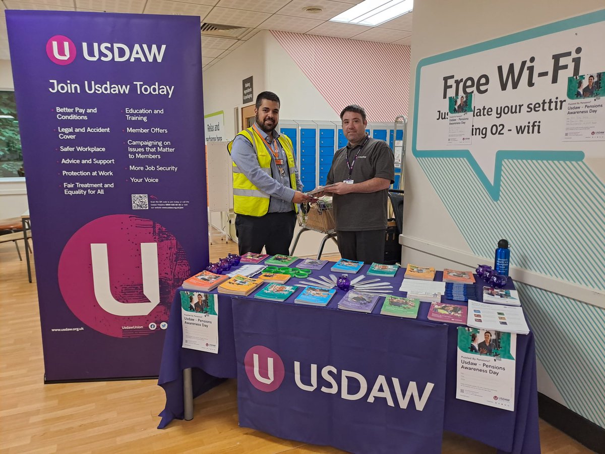 isted83's tweet photo. My First campaign for my Academy 1 at Sainsbury's Lyons farm Worthing Pensions Awareness with AO and with in-store rep Alison with support of AC1 rep @GillPaterson3  and stand down rep @Renburlin09 @rabdonnelly2010 @gulljamie1 @UsdawSouthern
@PaddyLillisGS @UsdawUnion https://t.co/iTuPKb0Kgl