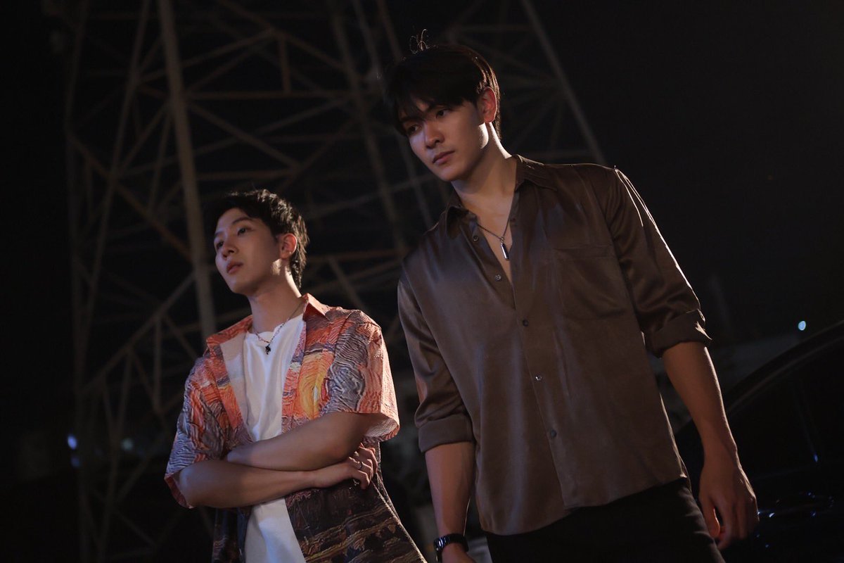 HeartKillersTH's tweet photo. ขอส่ง Good Night ด้วยภาพคิวแรกของสองพี่น้องฟาเดลไบซัน พรุ่งนี้เจอกันคิวสอง #TheHeartKillers #GMMTV https://t.co/nvybUrCr1g