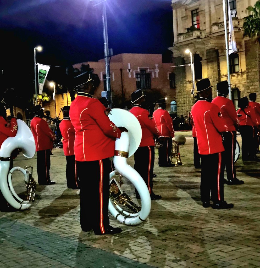 𝐋𝐄𝐒𝐋𝐄𝐘 𝐏𝐈𝐄𝐓 tweet media