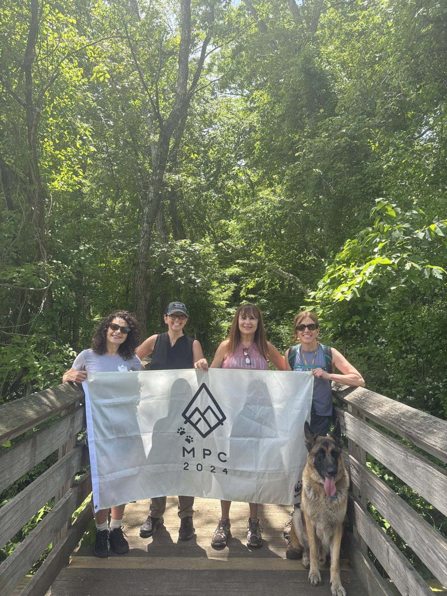 MyPeakChallenge's tweet photo. “Chase is my #PeakerPet who loves to hike with Peakers. He’s also a therapy dog who visits the hospital once a week bringing joy to the patients and staff.” — Maria C 🙌🐾❤️

#MyPeakChallenge #SamHeughan https://t.co/k1yM8XP8UR