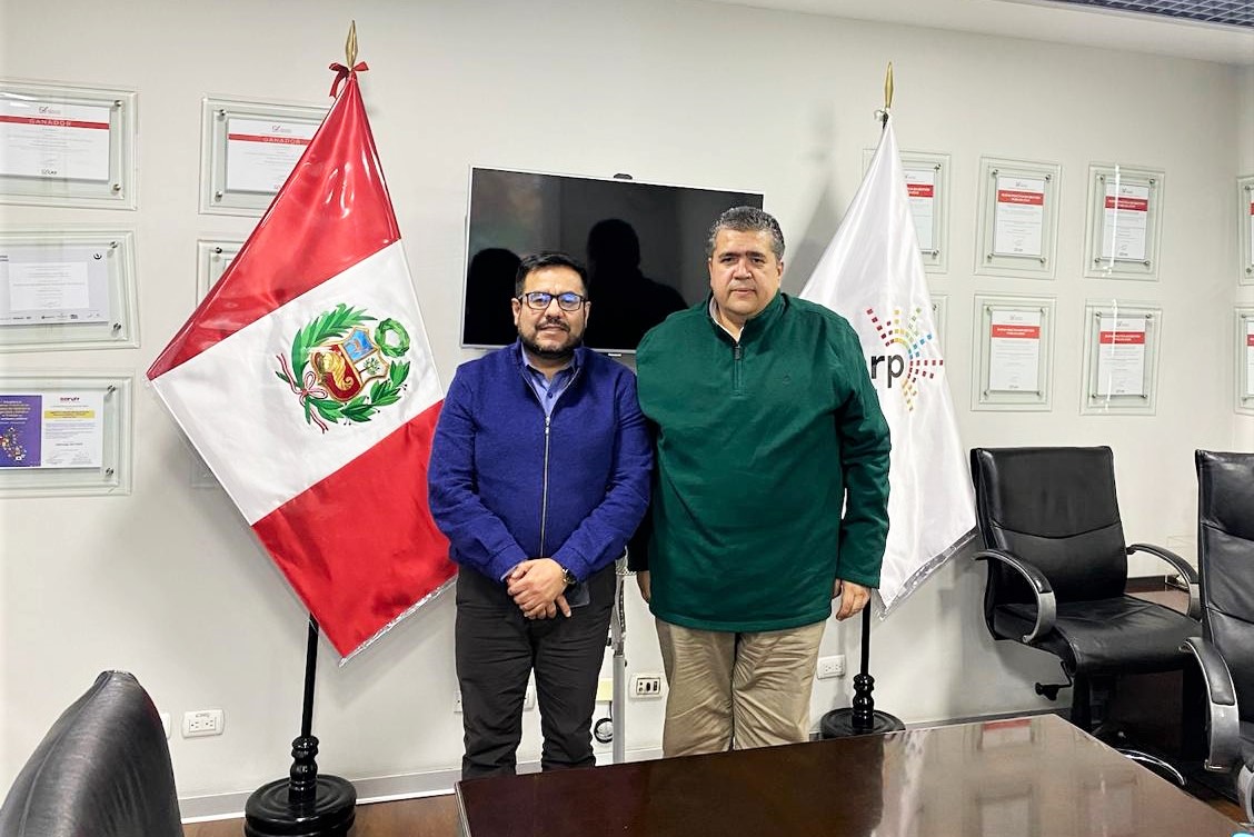 CarlosZeballosC's tweet photo. 🟥𝗣𝗿𝗼𝘁𝗲𝗷𝗮𝗺𝗼𝘀 𝗲𝗹 𝗽𝗮𝘁𝗿𝗶𝗺𝗼𝗻𝗶𝗼 𝗱𝗲 𝗻𝘂𝗲𝘀𝘁𝗿𝗮 𝗨𝗔𝗡𝗖𝗩
Reunión con el Superintendente Nacional de @SunarpOficial con la finalidad de conocer el estado situacional de las partidas registrales de la Universidad Andina “Néstor Cáceres Velázquez” de #Juliaca https://t.co/3nT2p9dlHI