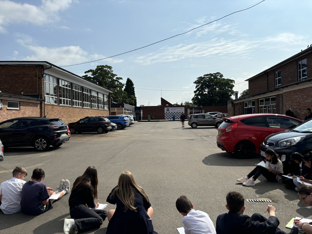 Last lesson with y7 <a href="/Thomas_Alleynes/">Thomas Alleyne Ac.</a> so we practiced some more essential #fieldwork skills and did some field sketches to support our microclimates investigation. The sun finally came out for us!