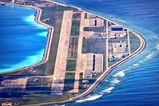 VivekSi85847001's tweet photo. 🚨 Breaking 

In a big boost to defense PM Modi Gov clears proposal to build new Airbase at Minicoy &amp; upgrade existing Airfield at Agatti Island in Lakshadweep as Airbase for Military Ops 🏝

Fighter Jet &amp; planes will be deployed in near future 🇮🇳 https://t.co/p5I5EqbbHQ