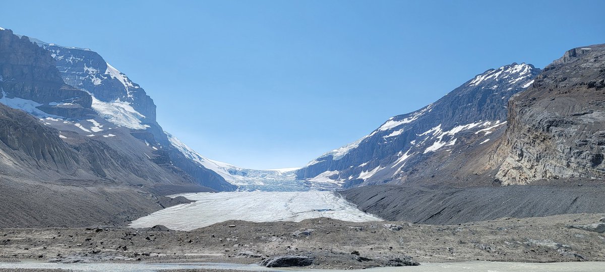 AL1A02's tweet photo. Nothing like an ice field on a hot day! https://t.co/DPDuOeoi7V