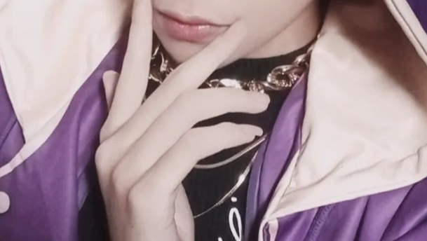 ChouSenka's tweet photo. The character                              the cosplay

fk this bandwagon. GW FOMO https://t.co/EpCVbIJBUU