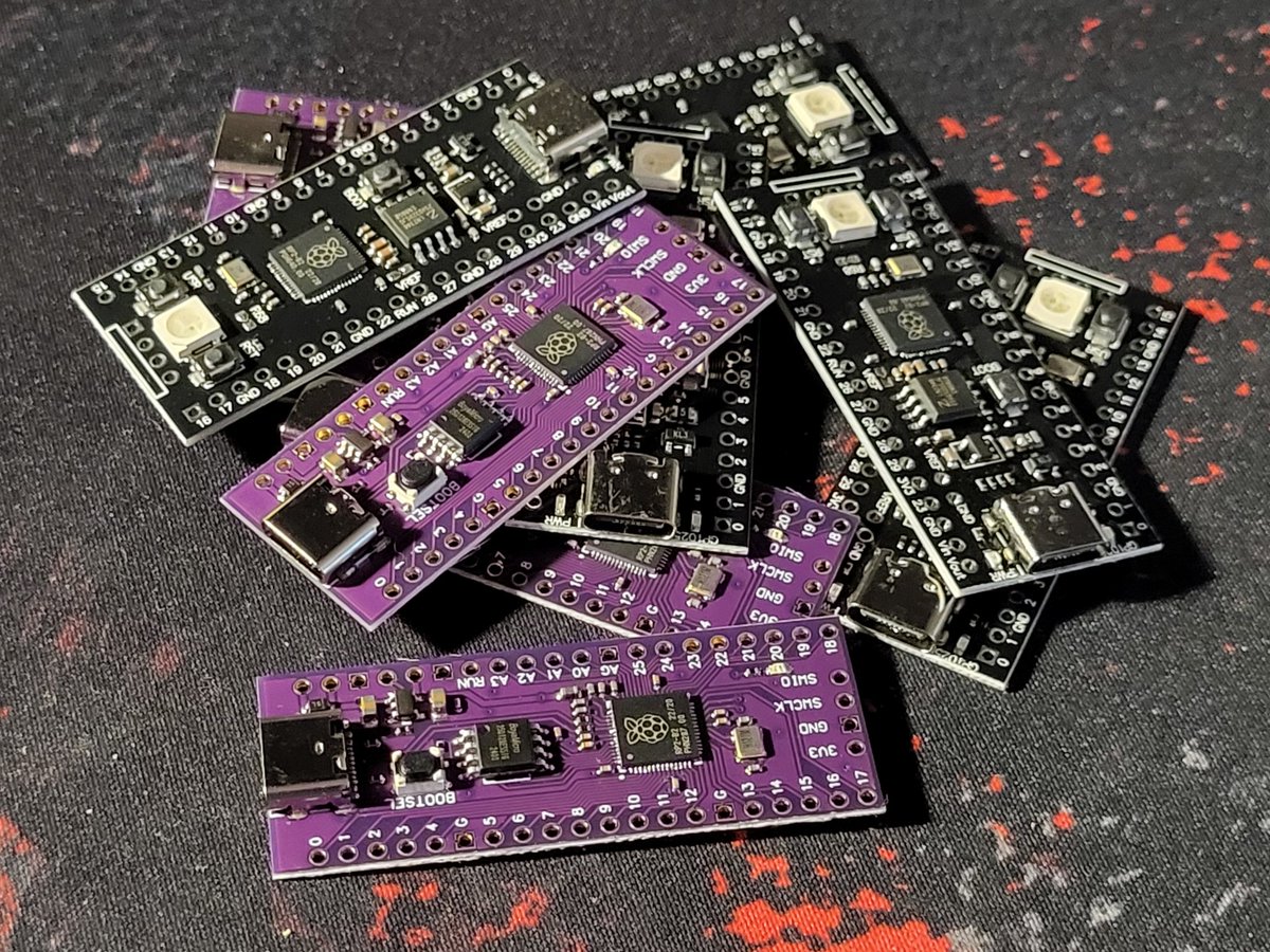 devzine_pl's tweet image. Oh no, more Picos! 🙃 Should be enough for a while. Is this little $1.5 monster becoming the leading heart of retro projects? Feel free to share your thoughts in this thread. 1/4 🧵
#RaspberryPico #RPi #retrocomputing