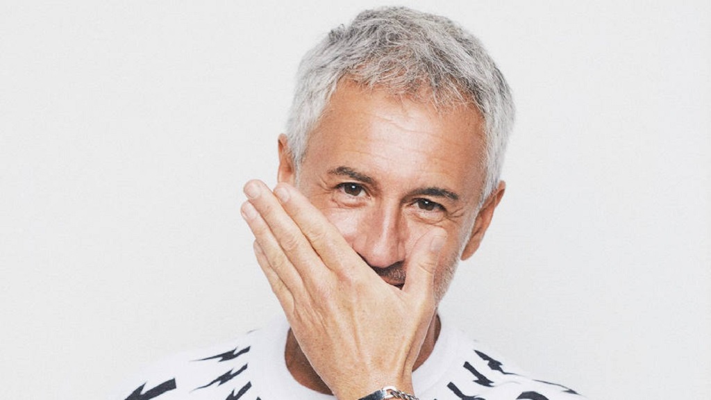 AndaluciaAhora_'s tweet photo. Nos ha visitado @SDalmaoficial para presentar  "Sonríe porque estás en la foto" en @LaTardeMarilo con @MglFedz  @CuevadeNerja 

🎧¡Escúchalo aquí! 👇

https://t.co/rpVFGQSDyy https://t.co/MEwDSbPLo9