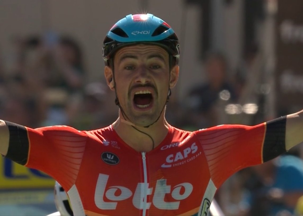 🥇 Belgian  🇧🇪  riders that broke the world hour record

Won a stage in the <a href="/giroditalia/">Giro d'Italia</a> 

AND the #TourdeFrance:

Eddy Merckx &amp;
<a href="/VCampenaerts/">Victor Campenaerts</a> 

Passion always delivers 👏👌