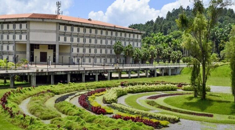 Infocentrolar14's tweet photo. #18Dejulio Se funda la Universidad de Caracas en el valle de Sartenejas (Venezuela), más tarde renombrada como Universidad Simón Bolívar. https://t.co/ImapZMFYTO