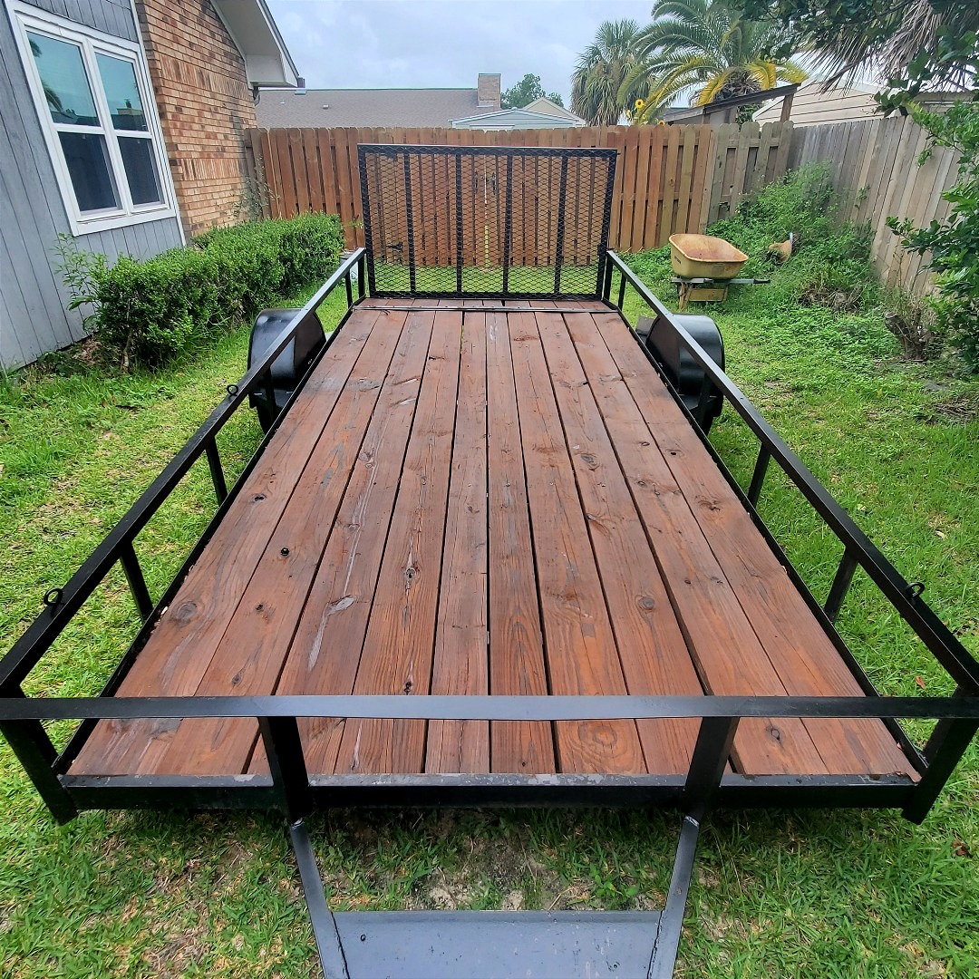 Trailer_decking's tweet image. 'tis the season for stain! Make sure you're protecting your wood with the highest UV blockers available ~ With ExoShield Apitong Oil wood stain! Only the best for your trailer deck. #Trailerdecking #ApitongOil #ExoShield