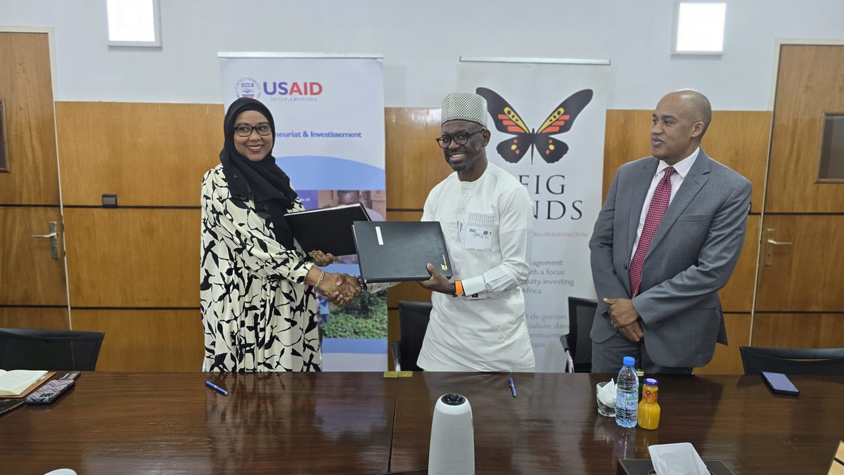 AFIGFunds's tweet photo. 🌟#AFIGFUNDS launches its #VentureStudio🌟

#AFIGFUNDS &amp; #USAIDEntrepreneuriatInvestissement  have partnered to jointly support African start-ups and entrepreneurs. Together, we aim to institutionalize these businesses and prepare them to become independent regional players. https://t.co/TXJog8iG5o