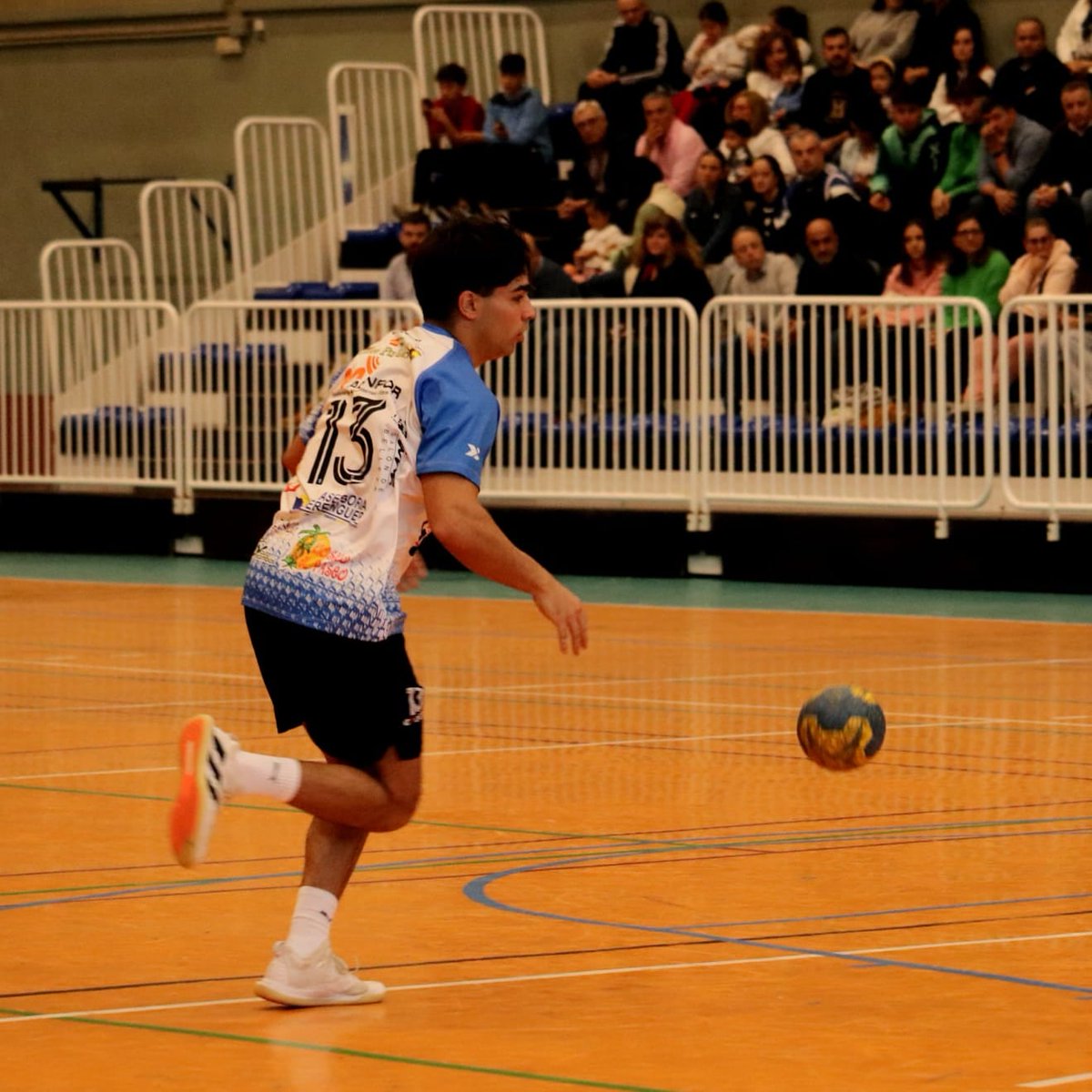 Noticias:
Renovación de José María Cecilia Avilés <a href="/jmcecilia13/">Jm</a> ,alarga así su compromiso con el club de cara a la próxima temporada.
Jugador formado en nuestras categorías inferiores sabe lo que es defender nuestro club.

Suerte para la temporada..!!