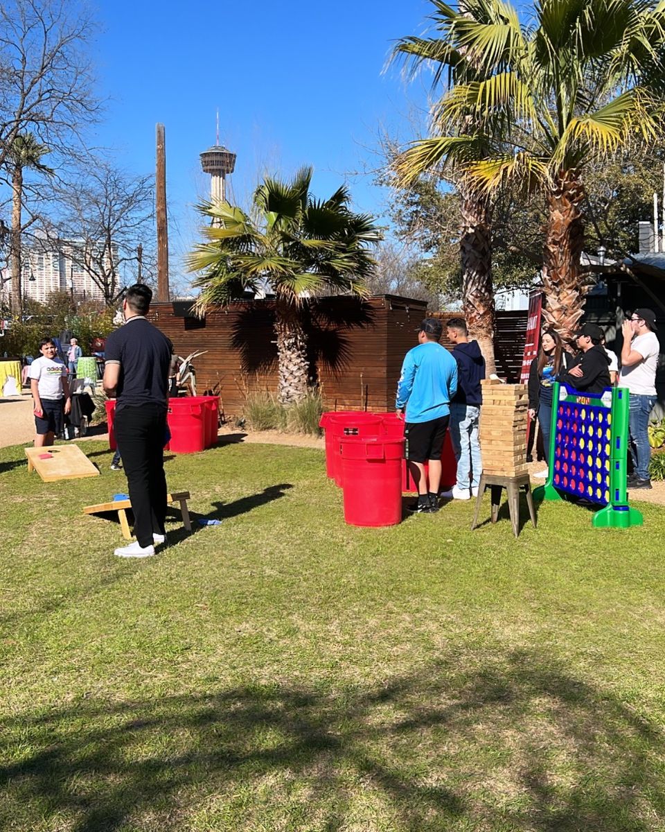 RentGiantGames's tweet photo. You don't need a specific reason to throw a Summer Shindig. 

☀️ It's SUMMER, that's the only reason you need! 😎

Turn up the fun with Rent Giant Games. 

Click for more info: https://t.co/KDiYj82Gww https://t.co/ju6ql7P0Ce