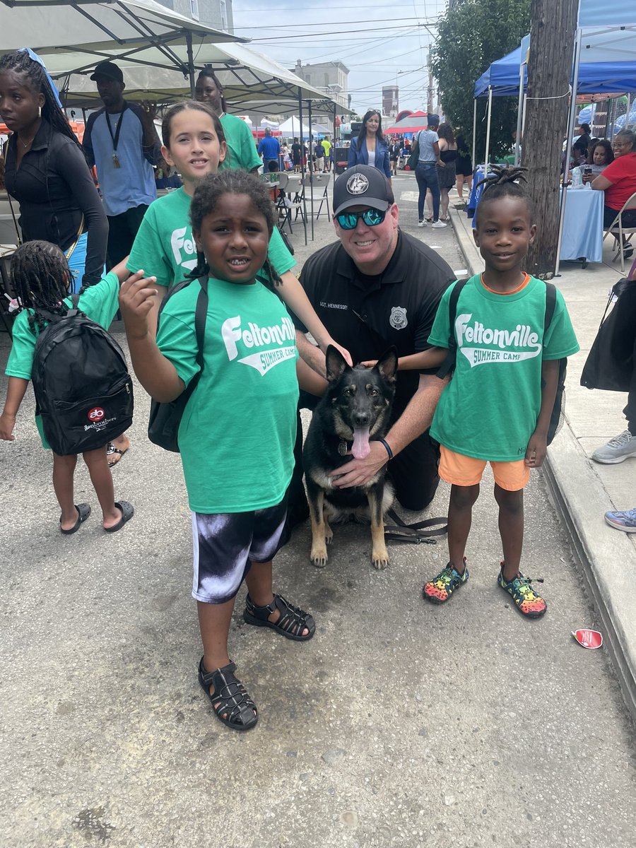 PPDCanineUnit's tweet image. 8th annual @PhillyPolice @PPD25dist block party