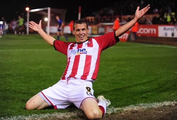Jack Vickery (@jackvickery_) on Twitter photo That time of year again…
Last year 214 players in the <a href="/as9foundation/">Adam Stansfield foundation</a> FPL league. £1,070 paid out in prize money and £1,070 to the Foundation.
I’ll be running the league again. £10 to enter. If interested please reply to this tweet or DM me for payment.
Please share 🙏🏻❤️ That time of year again…
Last year 214 players in the <a href="/as9foundation/">Adam Stansfield foundation</a> FPL league. £1,070 paid out in prize money and £1,070 to the Foundation.
I’ll be running the league again. £10 to enter. If interested please reply to this tweet or DM me for payment.
Please share 🙏🏻❤️
