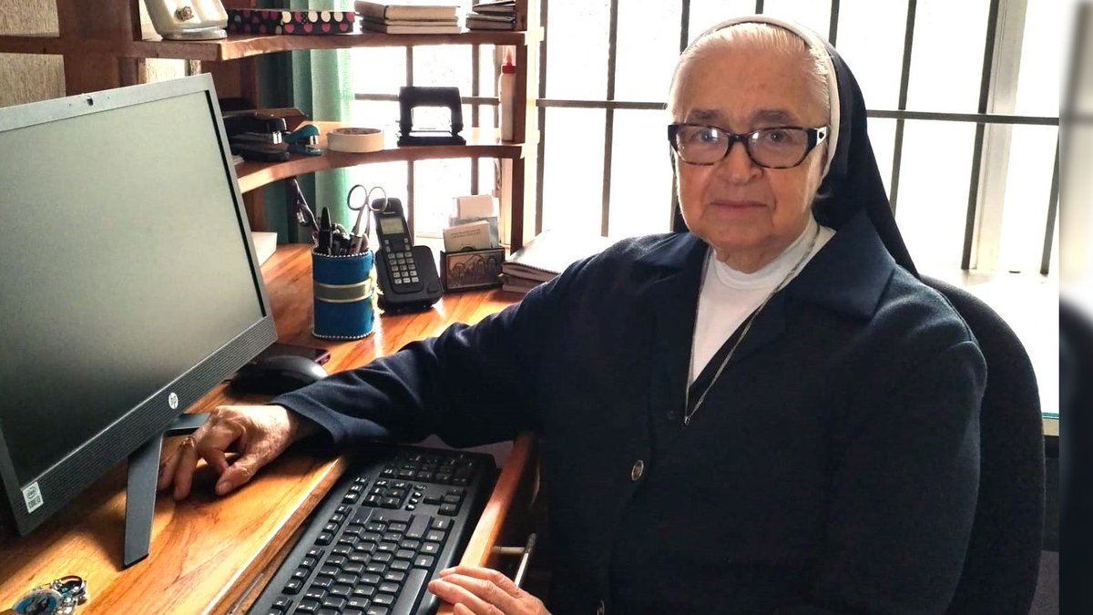 sistersreport's tweet photo. #AvanceGlobal La Hna. Elizabeth Carranza Sánchez nos acerca al legado de caridad y servicio de #MadrePaula, fundadora de las #HermanasFranciscanasDeLaPurísimaConcepción. #Columna del viernes por #GSRenespañol. #HermanasCatólicas https://t.co/HmR7rHniTh
