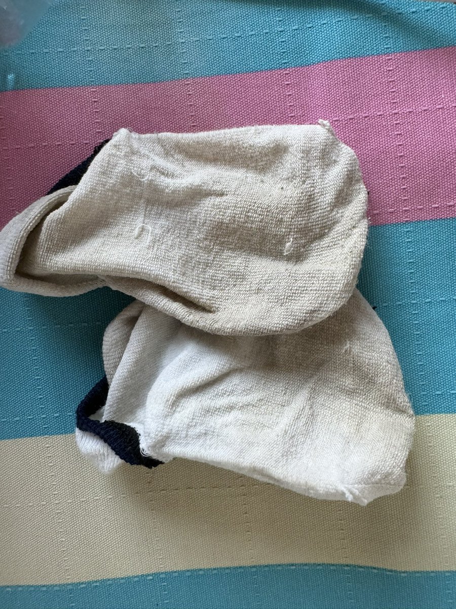 福利姬云朵小羊的原味屋分享的黄推图片2 - 网红私拍内容