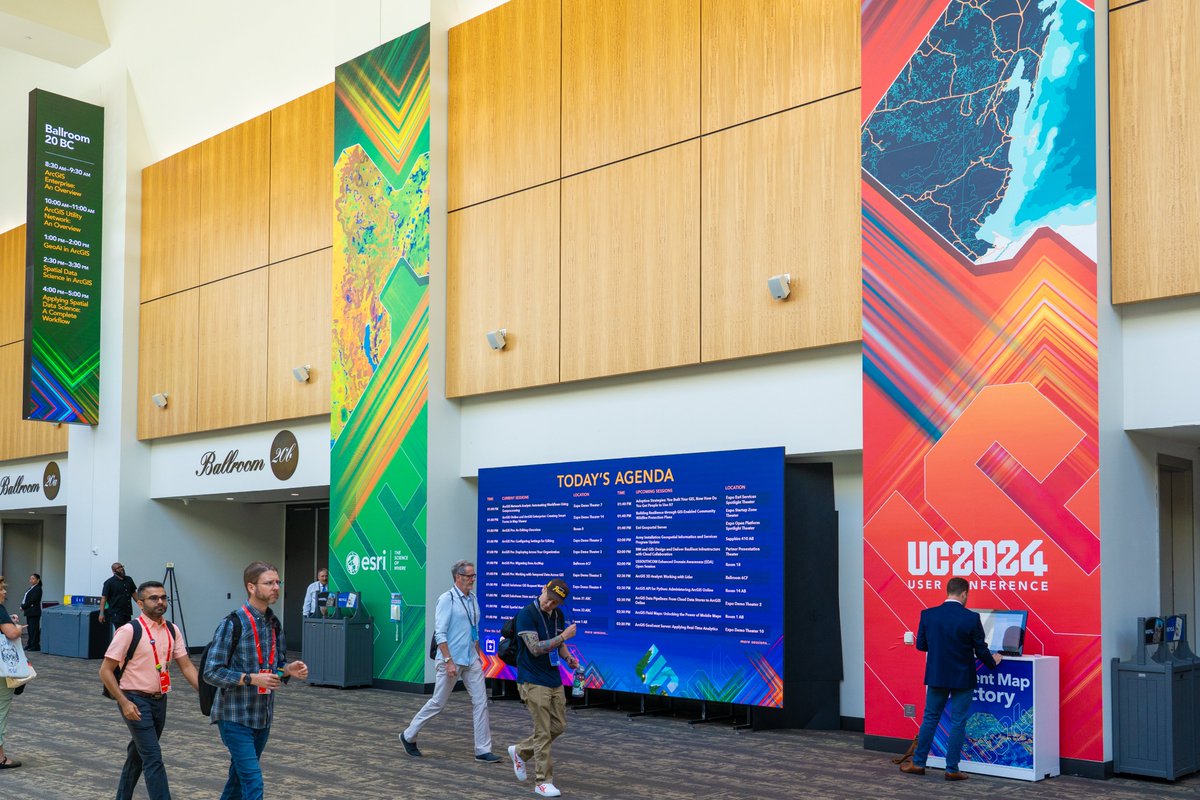 San Diego Convention Center tweet media