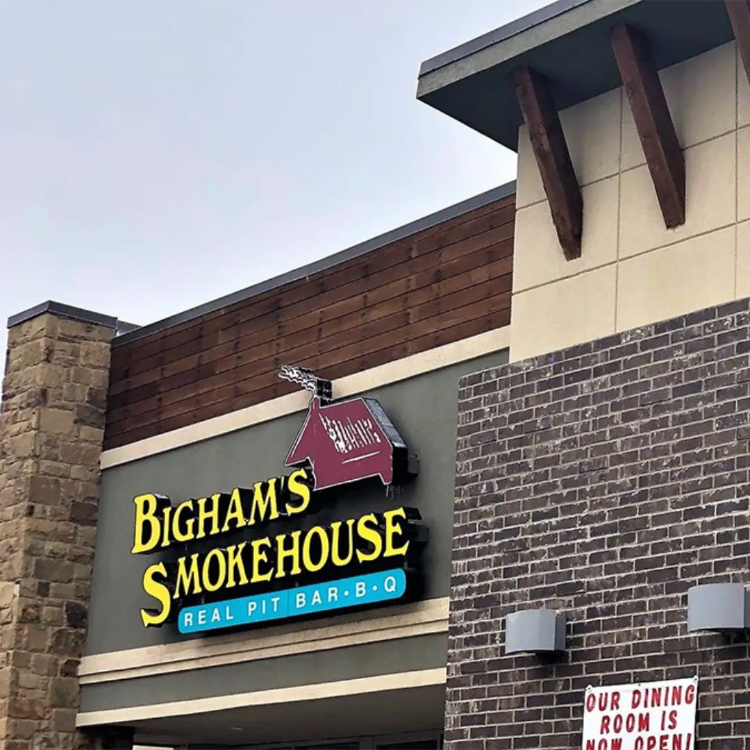 bighamsbbq's tweet photo. Exploring this summer? Visit all three of our locations and make your journey deliciously memorable! 🌞🍴 
#txbbq #localbbq #barbeque #familyowned #localbusiness #bighamsbbq #bbq #bestbbqinlbk #lubbocktx #livelovelubbock #eatlocal #texastech https://t.co/6zpqXRgJyB