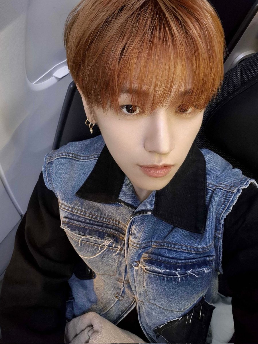 BOYNEXTDOOR_twt's tweet photo. 주황~~~~ 🙄
#ONEDOOR #BOYNEXTDOOR #ORANGE #RIWOO https://t.co/JBkWlJPDSP