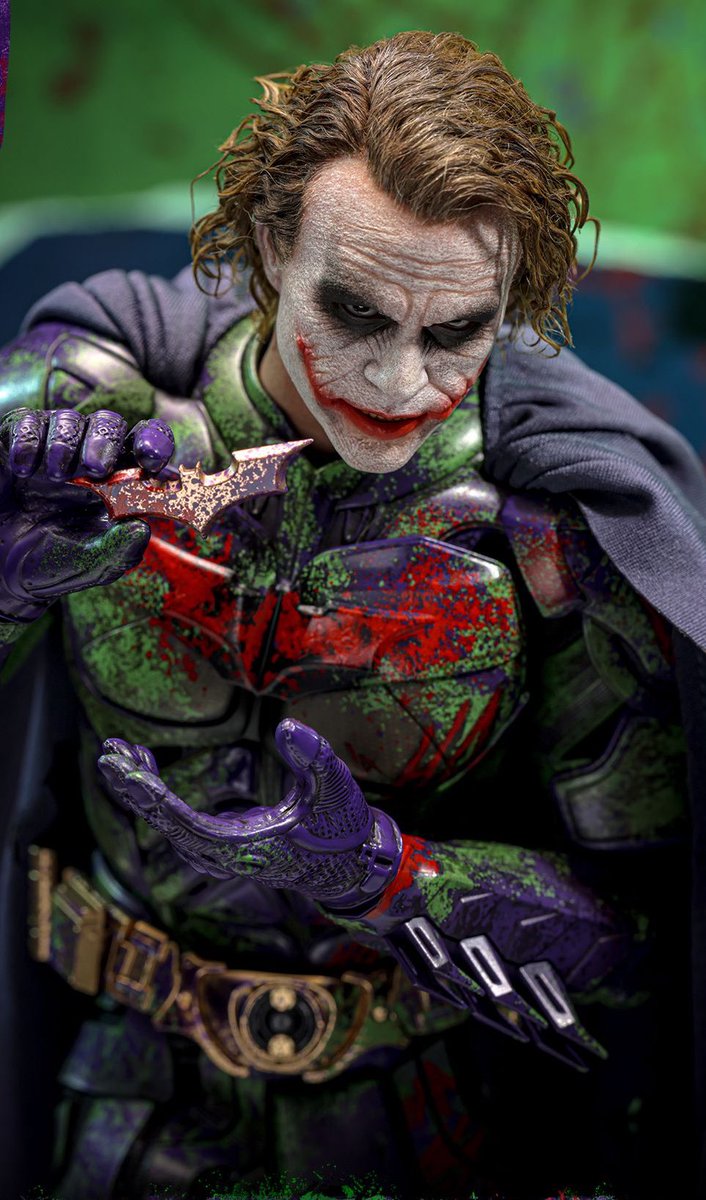 CultureCrave's tweet photo. Hot Toys is releasing a 'Batman Imposter' Elseworlds figure of Heath Ledger's Joker from #TheDarkKnight 🃏 🦇 https://t.co/9dBcfZlTXI