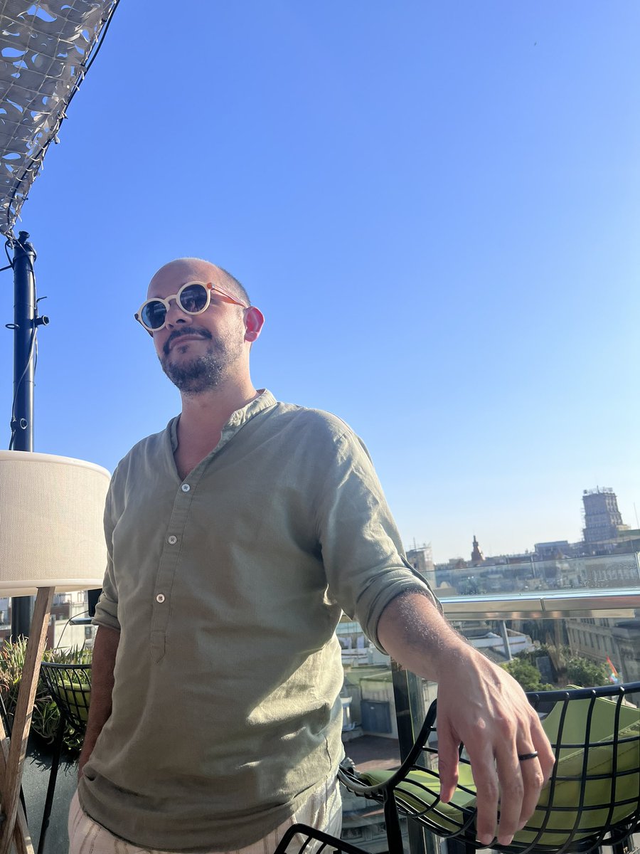 Avui globus al meu perfil... Qui dies passa, anys empeny. Benvinguts els 36! 🎈 Gràcies a tots pels vostres desitjos i per ser part del meu viatge. #Aniversari #Birthday #Cumpleaños #JoyeuxAnniversaire #Geburtstag #BuonCompleanno #FelizAniversário