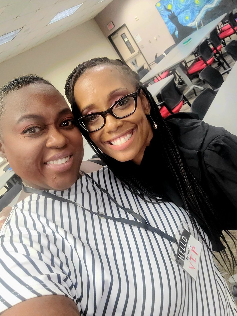 EDUKesslee's tweet photo. Hey girl, heeeyyy!!! Over the moon excited to finally meet @PorshaDudley1 face-2-face!!! Beautiful inside & out... #R4APCON @R4Leaders #GrowingMyBrain๐ง #Learning2Lead https://t.co/SamsDdOtrP