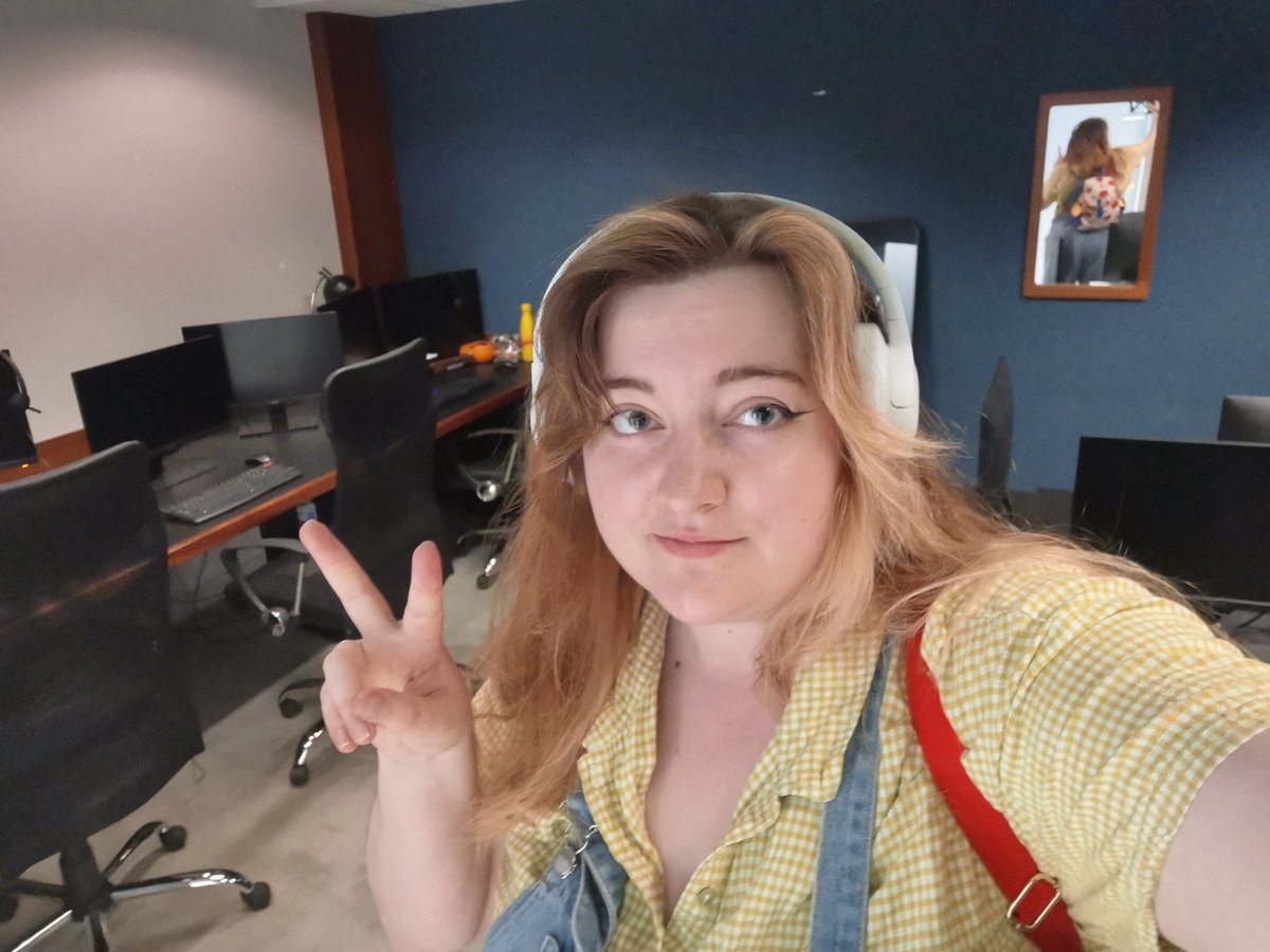 ᅠ Leyniaᅠ tweet media