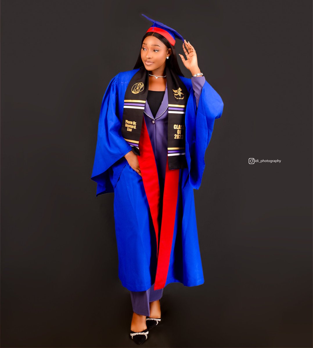 oliveezue's tweet photo. Introducing Pharm Dr. Onyinye Ezue. Could only be God💜 https://t.co/MbGkWgdFwl