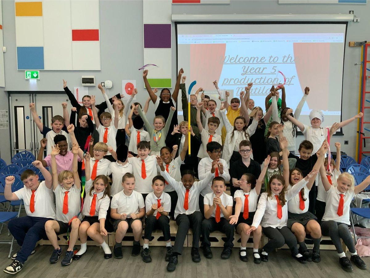 Miss Crossley tweet media