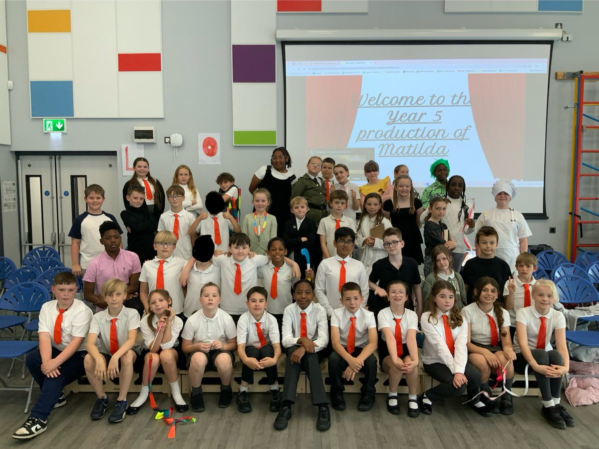 Miss Crossley tweet media