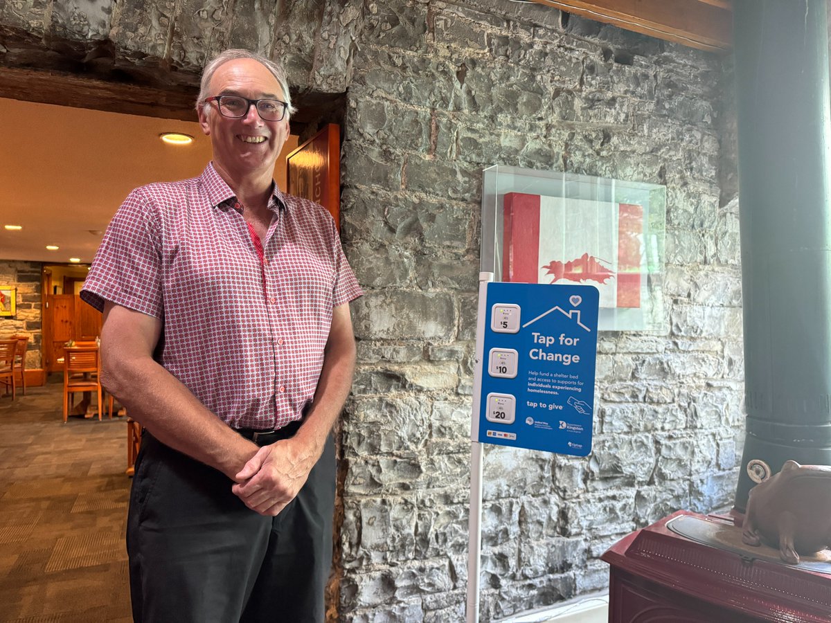 unitedwaykfla's tweet photo. UWKFLA &amp; @downtownktownhave officially launched the #TapforChange campaign! 
Be sure to visit our #TapForChange location of the week:📍@chezpiggy! Stop in for a drink or a meal and make an impact with a simple tap!
Thanks to @chezpiggy &amp; all the local businesses for taking part! https://t.co/0JV6NuH1FP