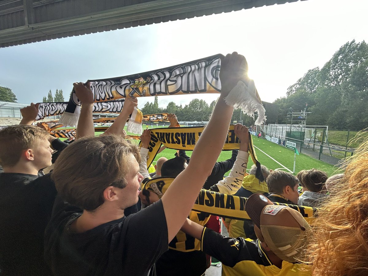 seanmills6's tweet photo. One year on since TNS away with BK Häcken. Elite away day - one of the very best. https://t.co/bzueYOBZCW