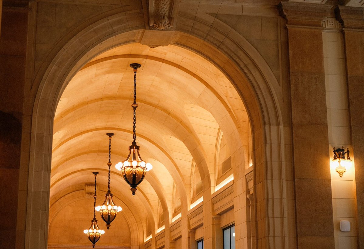 KORTXIO's tweet photo. Detroit constantly reinvents itself. From the first cast iron stove to automobiles to the newly restored Michigan Central Station. 🔄 🚗 🏛️

▶️ https://t.co/4vORYNSCop 

#MichiganCentralStation #DetroitNeverLeft #DetroitAdAgency #DetroitAdvertisingAgency https://t.co/E6sSoh1DZX
