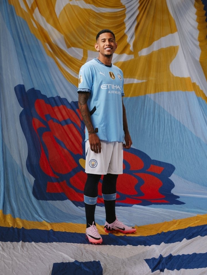 NewsFootball_XL's tweet photo. 🚨OFICIAL:🚨Savinho llega al Manchester City procedente del Girona por 40M€✒️🇧🇷🇬🇧 https://t.co/OlfxAyPtOP