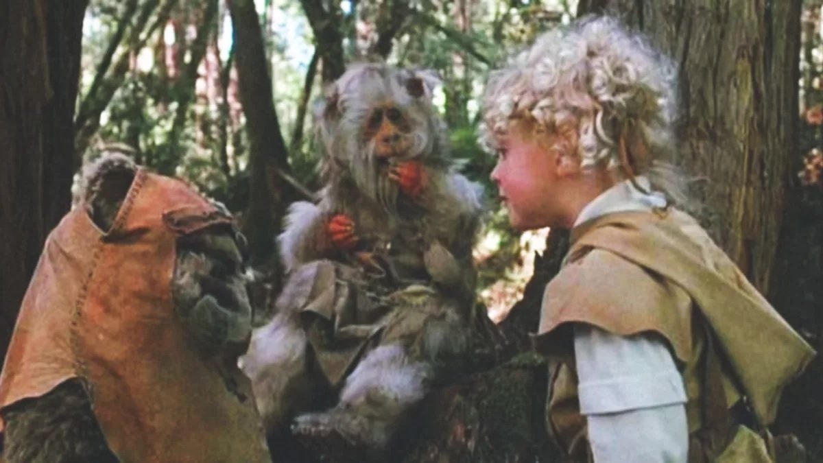NRArchivespod's tweet photo. NEW EPISODE: Part 1 of our deep dive into Ewoks: Battle for Endor! Friend of the show and Ewok expert @candywhorf is back to discuss Wilford Brimley, definitely not Rita Repulsa, a speedy rodent named Teek, and Ewok culture! https://t.co/jaUDk1COGl