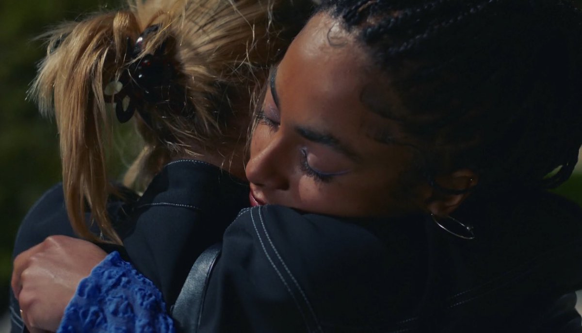 _Jxdcc's tweet photo. I just love these clips the most, all four are just really cute and they make me love my babies more when I see these scenes. I just love them smm #bobbieseason #wtfock https://t.co/LlI455bHbj