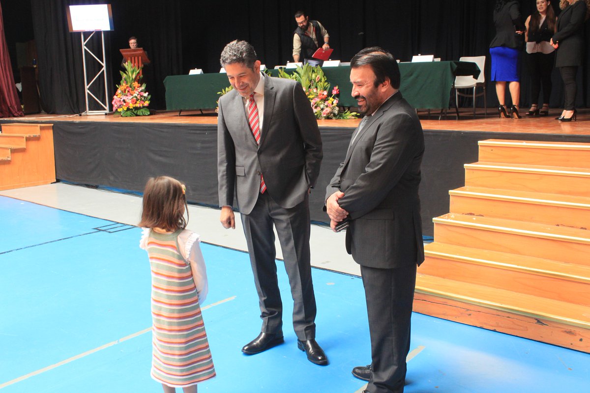 ISIDM1's tweet photo. y el padrino de generación Manuel Moreno Castañeda, la Directora de Posgrados Dra. María Elena Montes Muratalla, el Director de ISIDM Dr. César Santoyo Muñoz así como las respresentación sindical.
#OrgulloISIDM #35añosisidm #somosisidm https://t.co/Ws1Xot6nBd