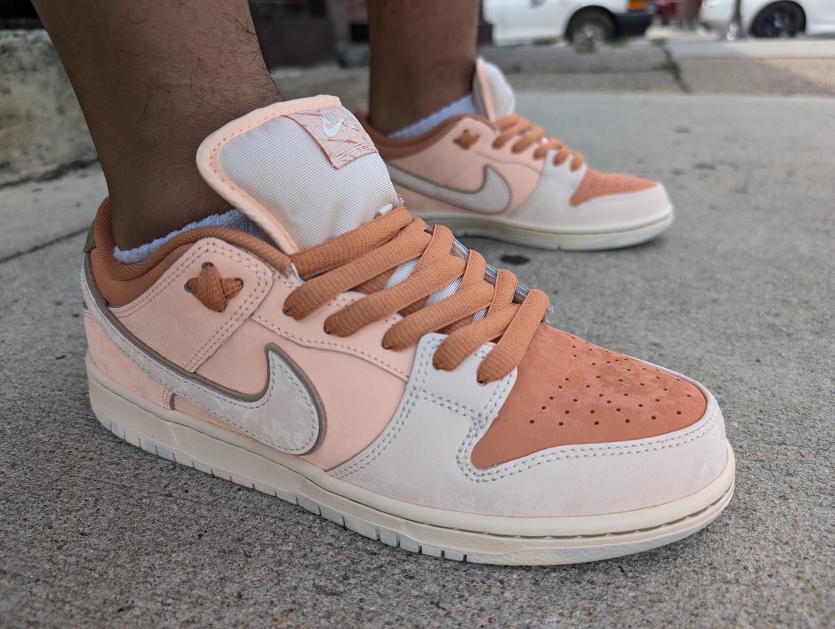 Sn3ak3r_Fr3ak3r's tweet photo. #WDYWT #UnDs Neopolitans #YourSneakersAreDope #SneakerAdmirals #NikeSB #NSBOrg #StashedBoxes https://t.co/AGKyXBT09w