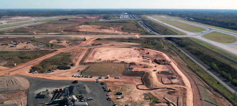 CLTAirport's tweet photo. 2023 → 2024

Every detail of the new #CLToverlook is designed to inspire and propel the next generation of aviators. https://t.co/PfD4YaAhj4