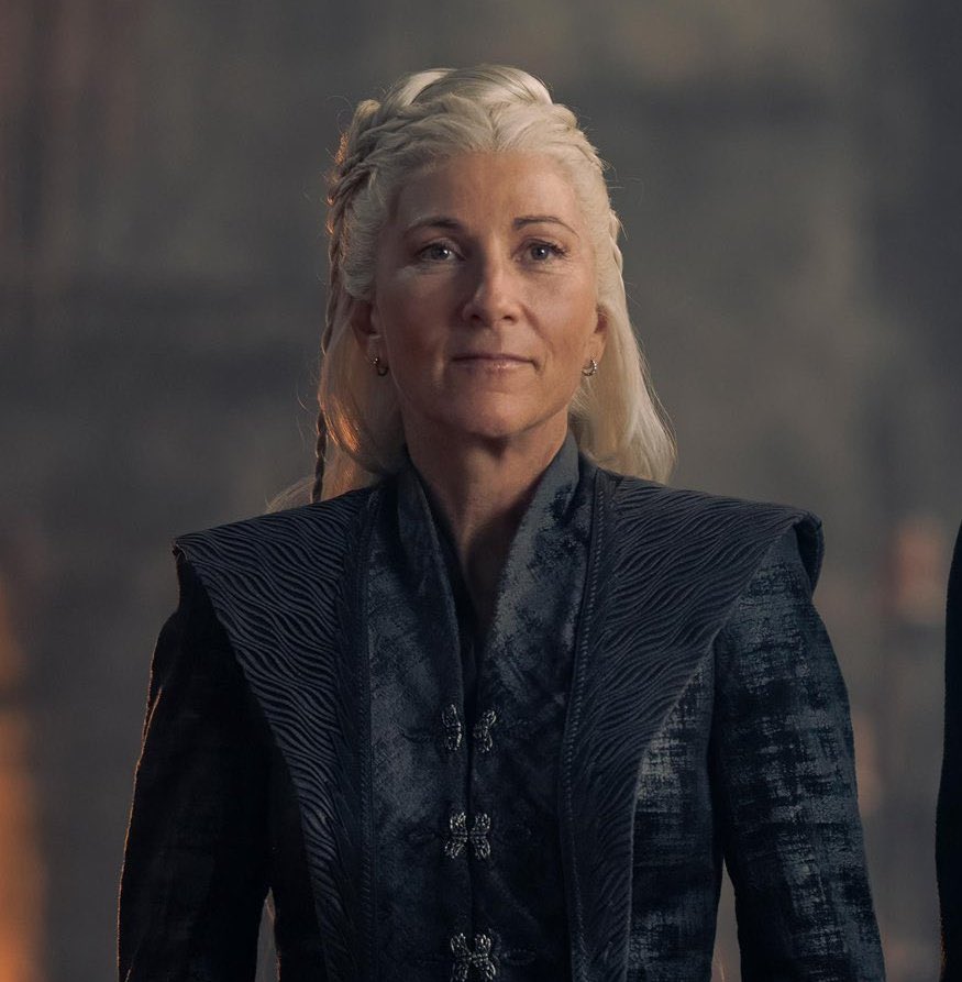 belmontscrse's tweet photo. obsessed with rhaenyra’s most rhaenys coded outfit to date. https://t.co/27SevJzPBT